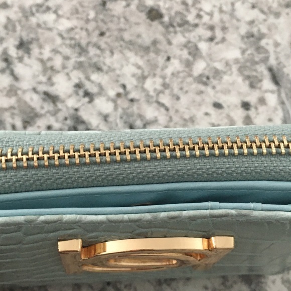 NWOT Bebe small wallet - Picture 6 of 6